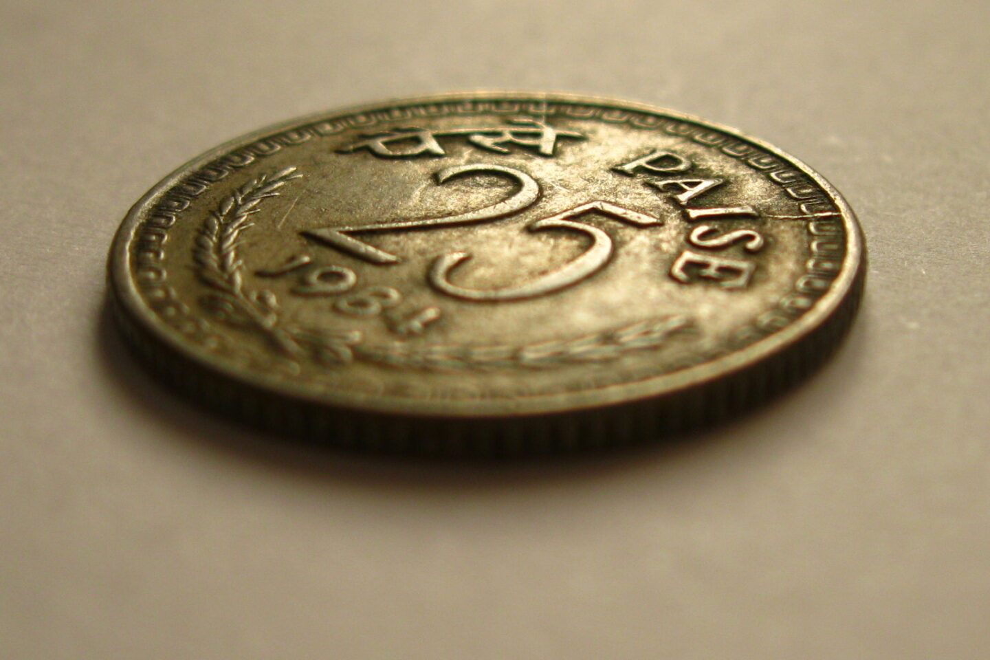 RBI Bank Lending Survey Shows Rising Loan Demand Across Manufacturing and Other Sectors