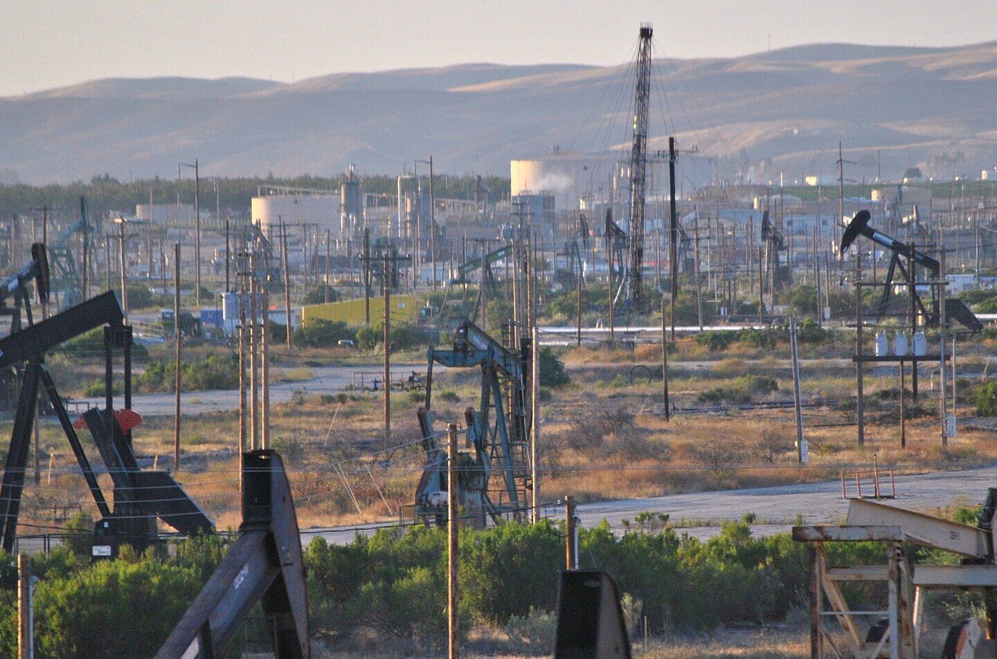 Iran Oil Fields Attack: Israel Strikes Spark $100+ Crude Surge, Global Economic Ripples