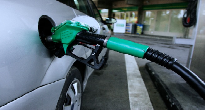 Petrol and Diesel Prices Rise Again: 90‑Paise Hike Rekindles 2022‑Style Pattern Fears